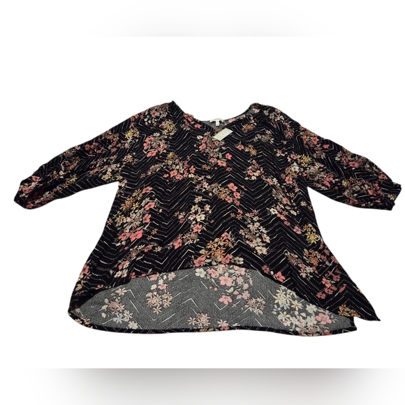 Maurices Tops - Women’s Maurices XXL Atwood 3/4 Sleeve Black Floral Print V Neck Shirt